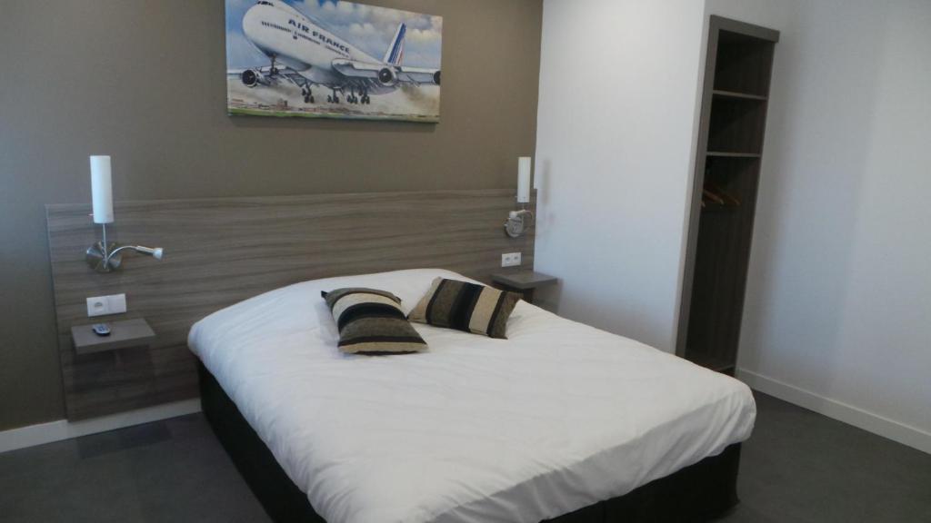 Airport-Hotel Mauregard Eksteriør bilde